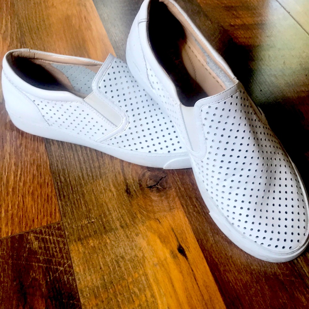 Cute Clark’s slip ons